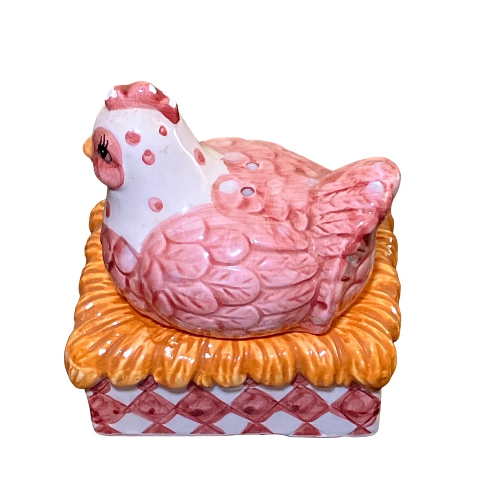 Hermitage Pottery Chicken Salt & Pepper Shaker Set Nest Vintage Inspired